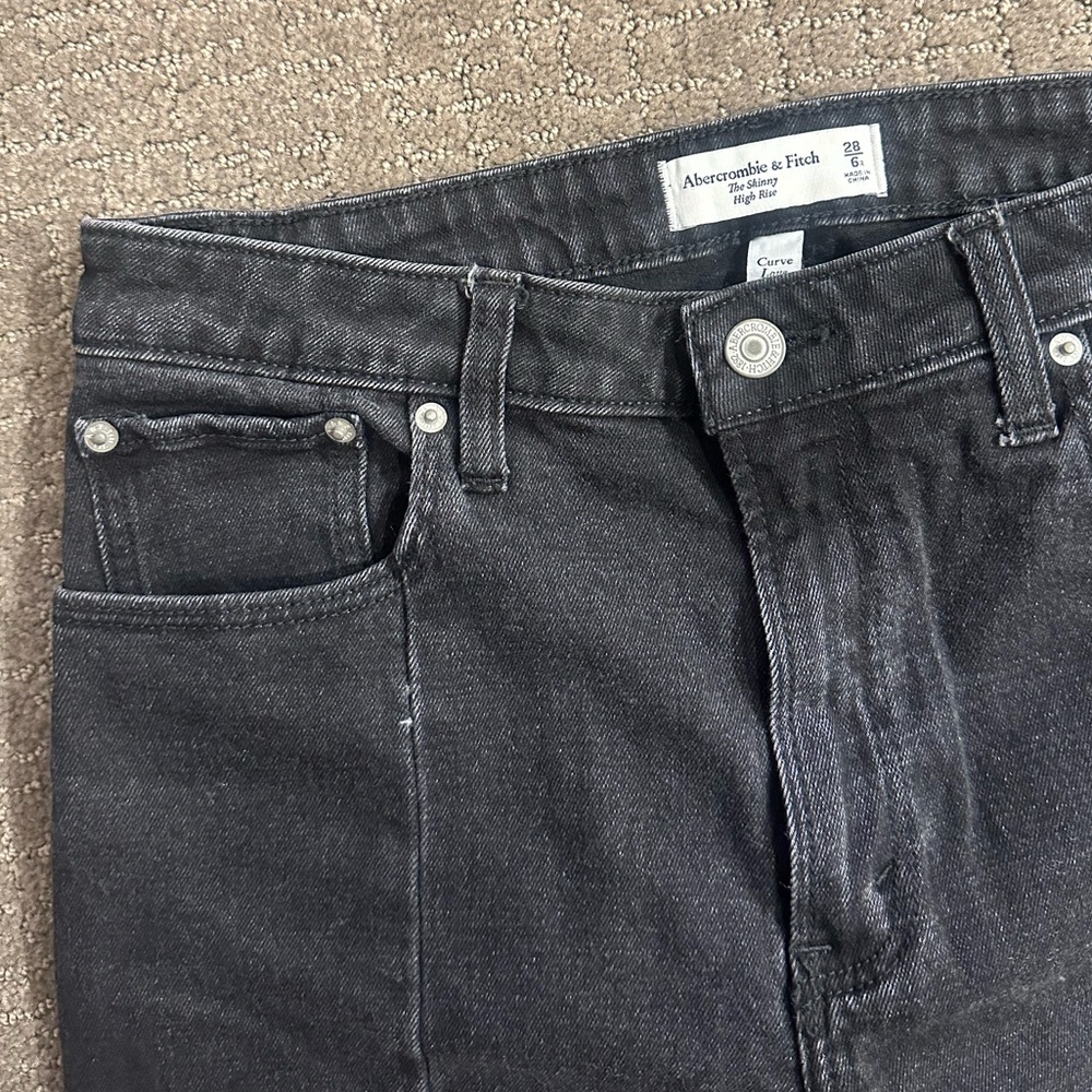 Abercrombie Curve Love High Rise Skinny Jeans with Split Hem Black - Picture 6 of 7